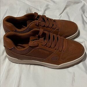 Skechers Men's Tan Sneakers